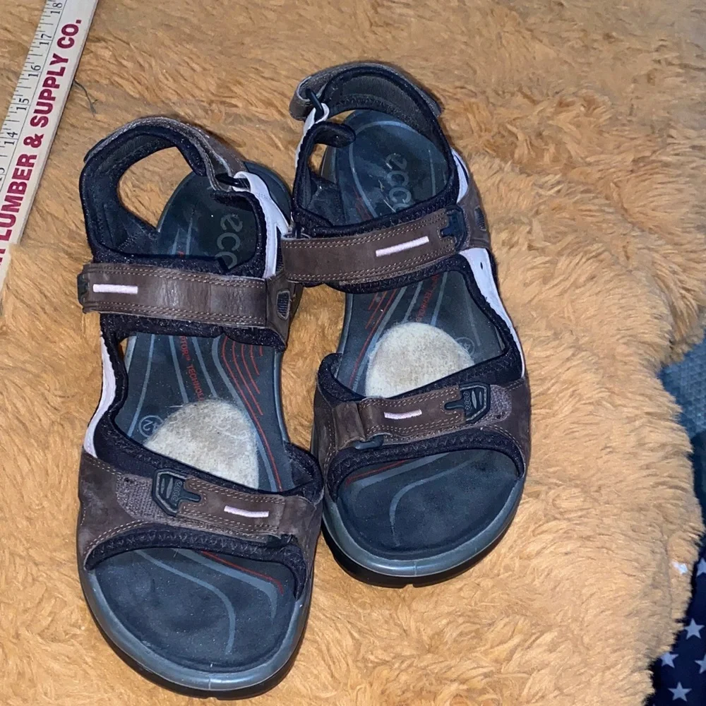 Ecco Black and Brown Sandals